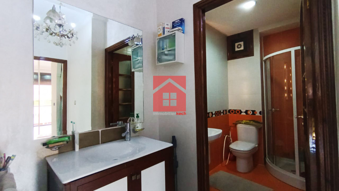 Appartement, 2 façades, 2 balcons-8