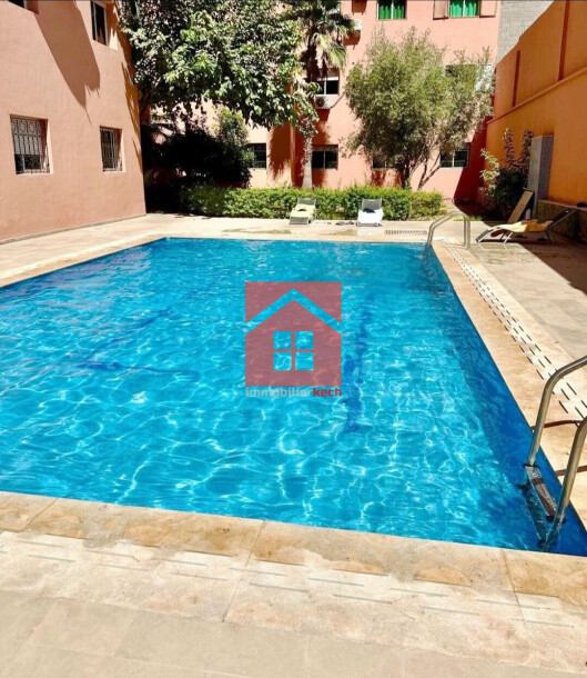 Appartement meublé avec piscine à vendre-0