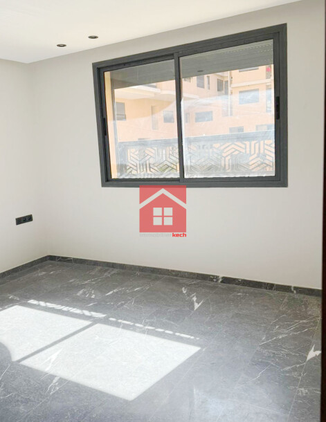 Duplex neuf avec terrasse à Louer-1