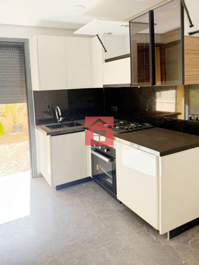 Duplex neuf avec terrasse à Louer