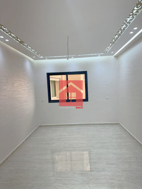 Appartement neuf avec balcon à louer-3