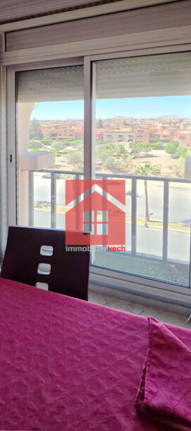 Bel appartement meublé avec terrasse à louer-3