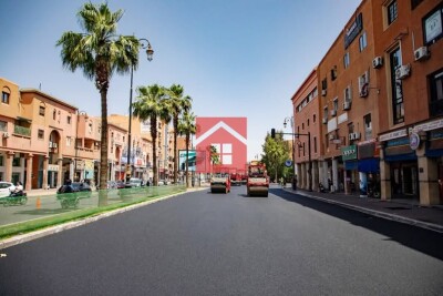 😍 Local à Louer Idéal Pour Tout Type D'activité 😍-0