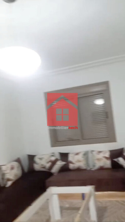 Neuf appartement avec balcon à loue-1