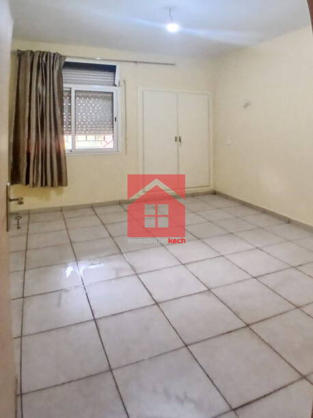 Appartement vide avec terasse à louer-4