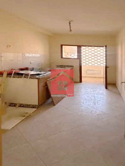 Appartement neuf avec balcon à louer-2