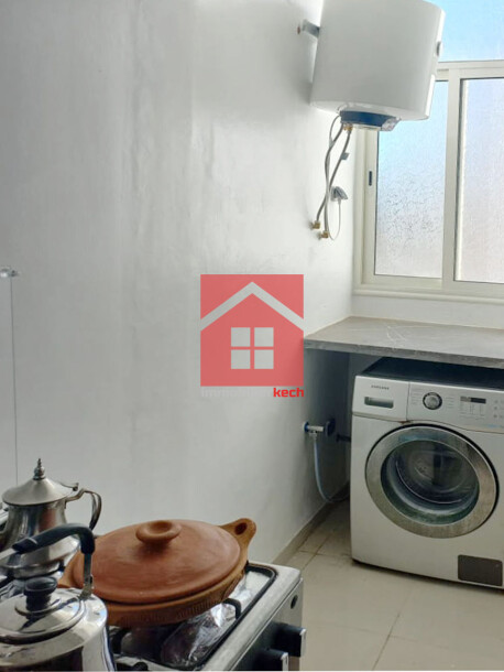 Appartement meublé avec balcon à louer-2