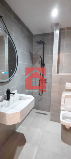 Duplex moderne avec piscine à vendre-4