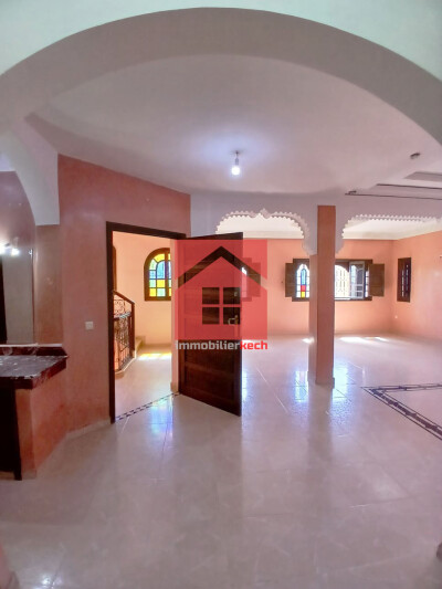 😍 étage villa  avec 2 balcons à louer 😍-0