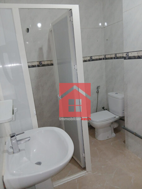 😍 étage villa  avec 2 balcons à louer 😍-9