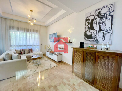 Luxe Appartement avec Terrasse et Piscine-3