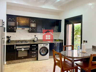 Luxe Appartement avec Terrasse et Piscine-5