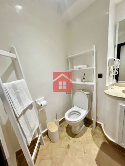 Luxe Appartement avec Terrasse et Piscine-8