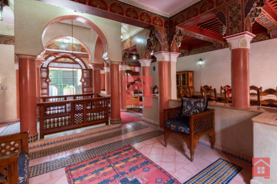 Magnifique Riad avec Piscine et Vue sur l'atlas