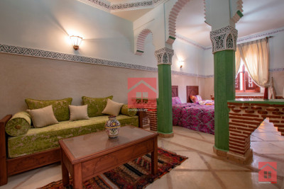 Magnifique Riad avec Piscine et Vue sur l'atlas