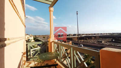 Studio Meublé avec 2 Balcons