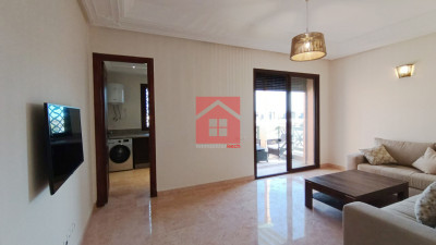 Studio Meublé avec 2 Balcons